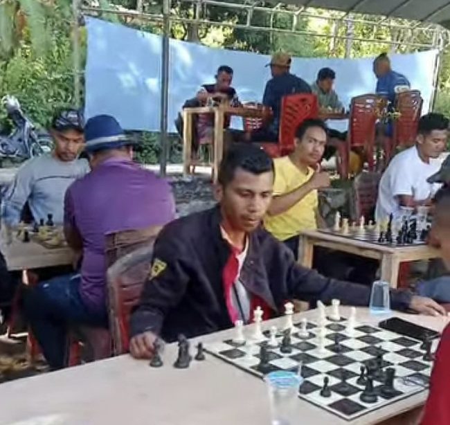 lomba-catur-kenang-40-hari